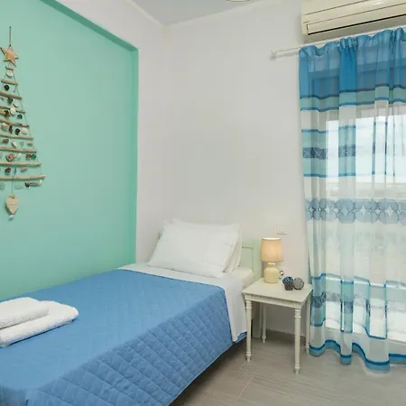 Sea Breeze Apartments Kolymbari Exterior photo